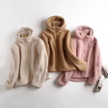 Umelú kožušinu bunda dámske 2023 zimné nové príležitostné veku znižuje voľné kapucí fleece bunda na zips