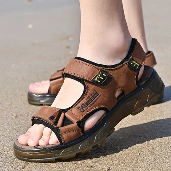 Vysoko Kvalitné pánske Originálne Kožené Sandále 2023 Nové Vonkajšie Letné Plážové Topánky Móda Bežné Otvorené Prst Platformu Sandas pre Mužov